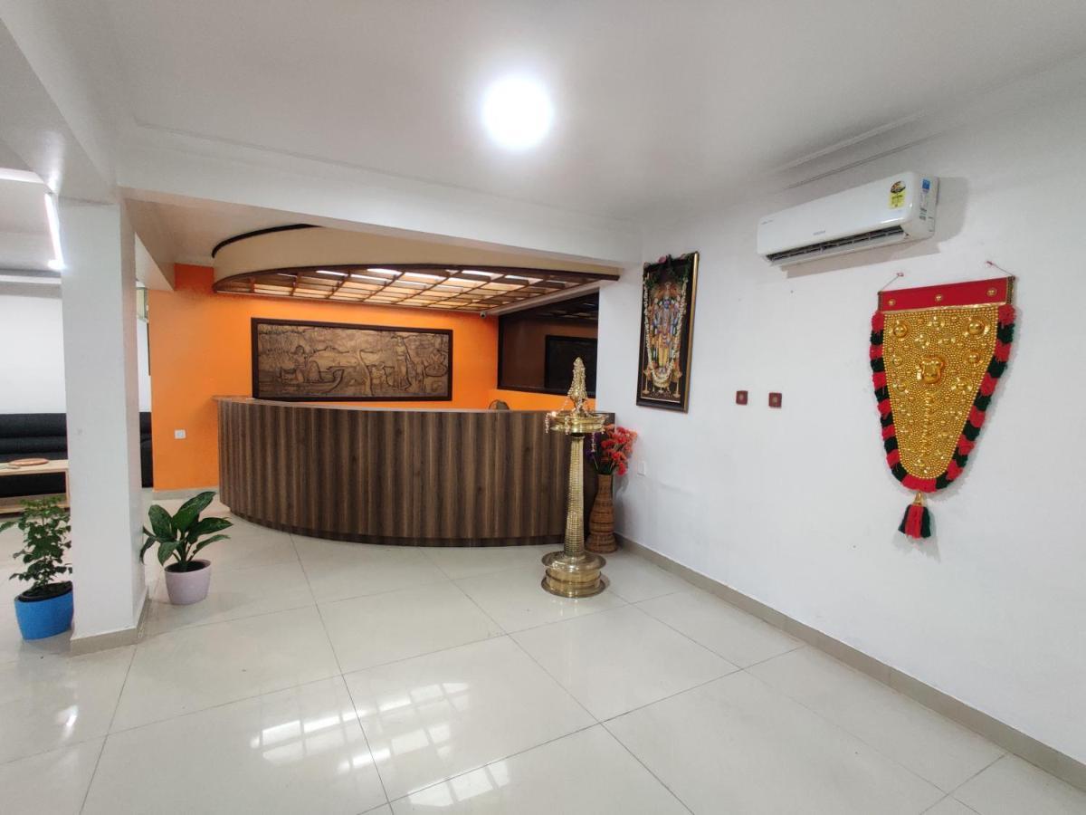 Amruth Inn Guruvāyūr Exterior foto